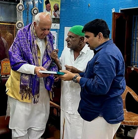 With Leaders & Dignitaries — photo 2
